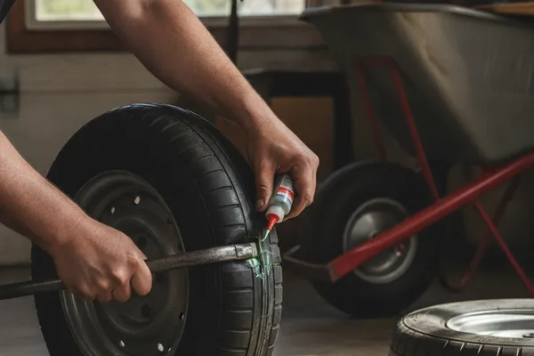 Common Problems and How to Fix Them Leaky Beads, Stubborn Tires