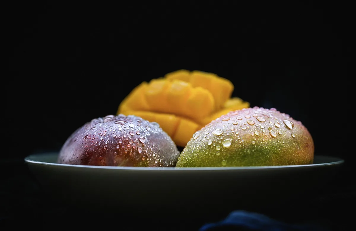 signs of spoiled mango